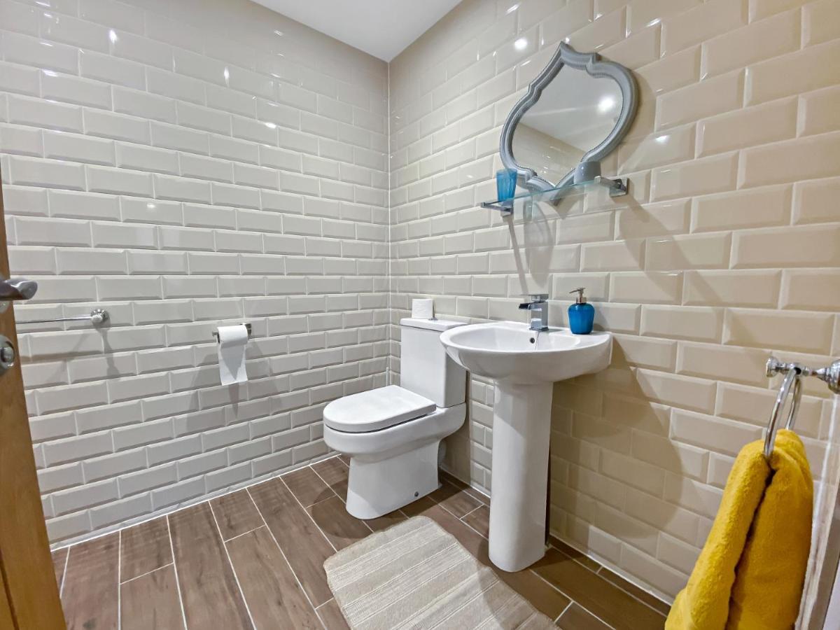 Church Suite, Stow-On-The-Wold, Sleeps 4, Town Location Kültér fotó