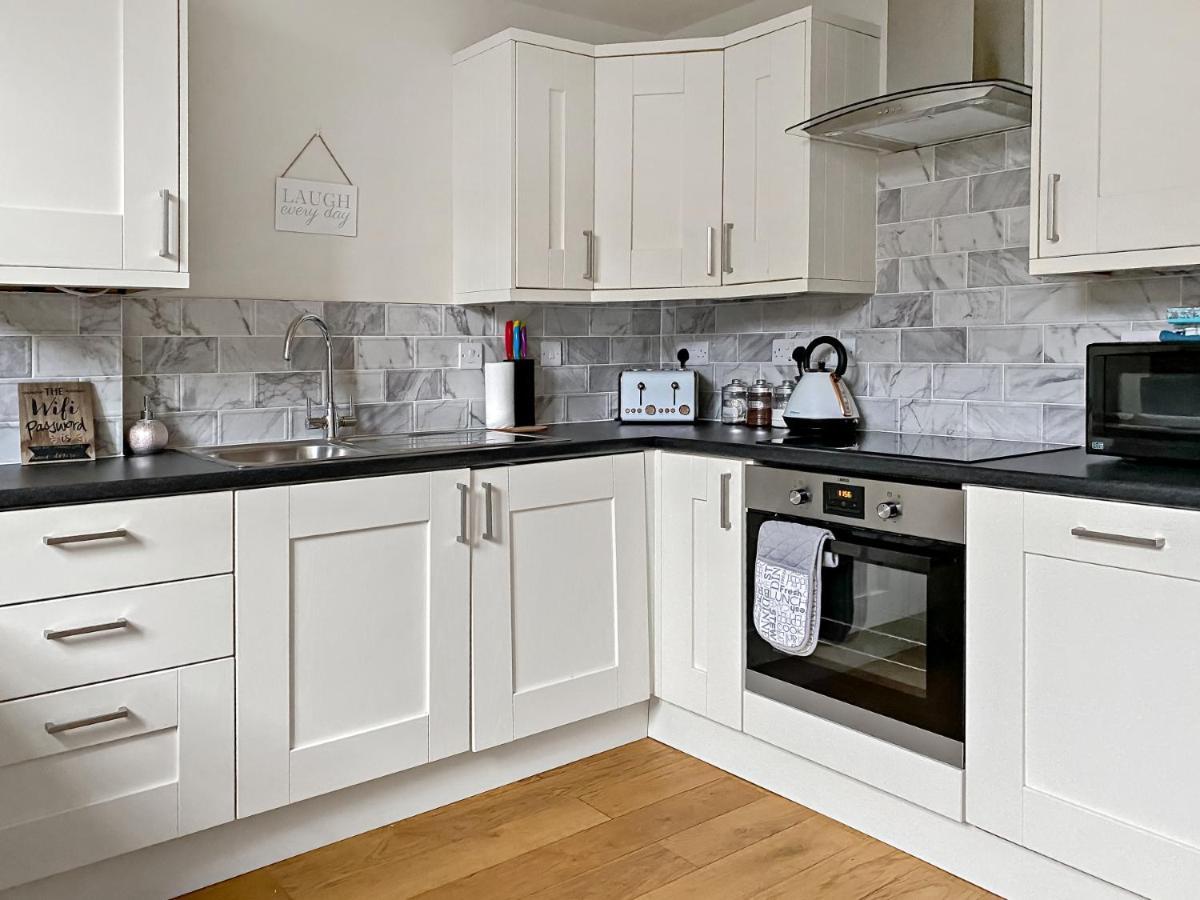 Church Suite, Stow-On-The-Wold, Sleeps 4, Town Location Kültér fotó