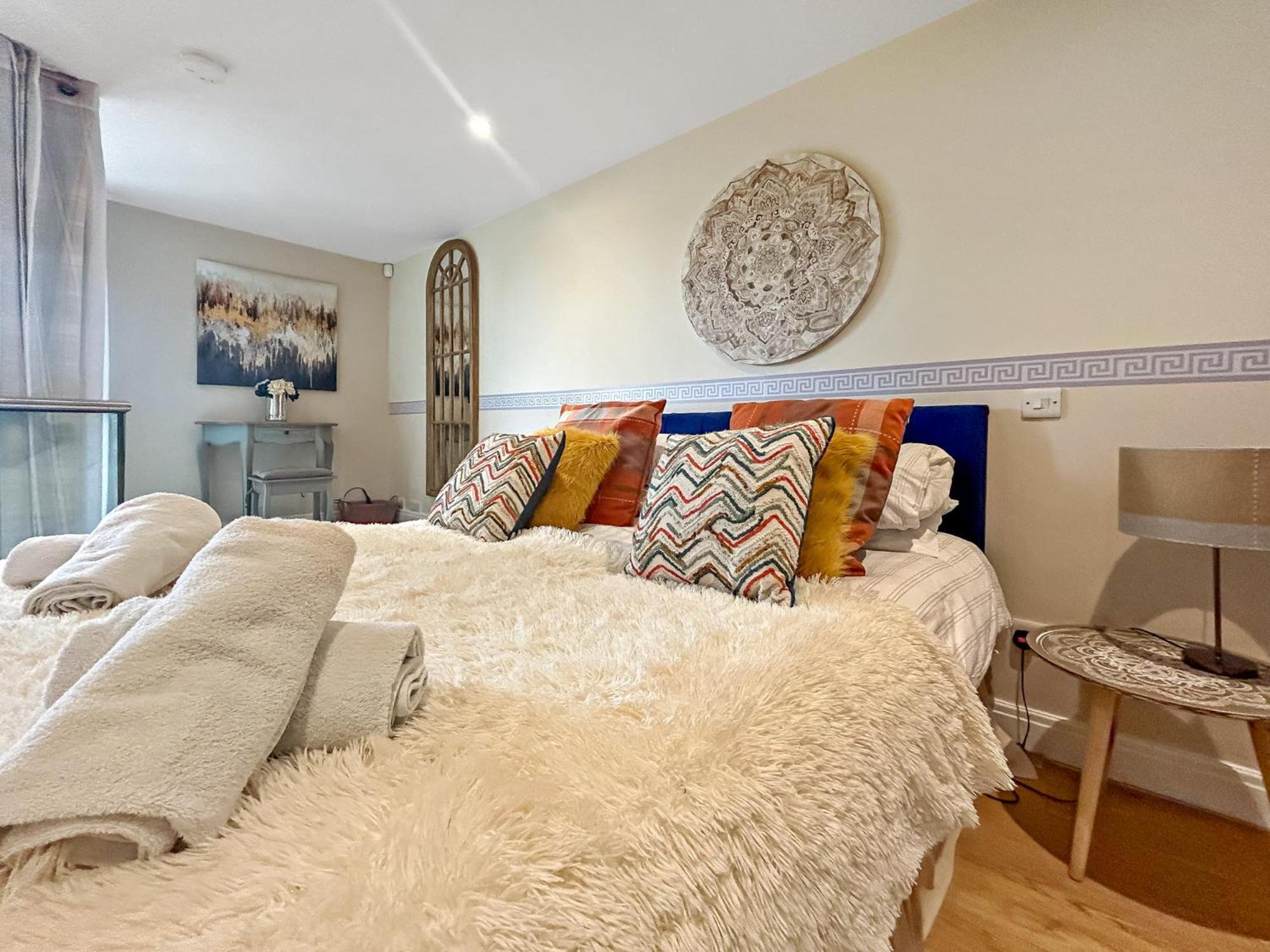 Church Suite, Stow-On-The-Wold, Sleeps 4, Town Location Kültér fotó