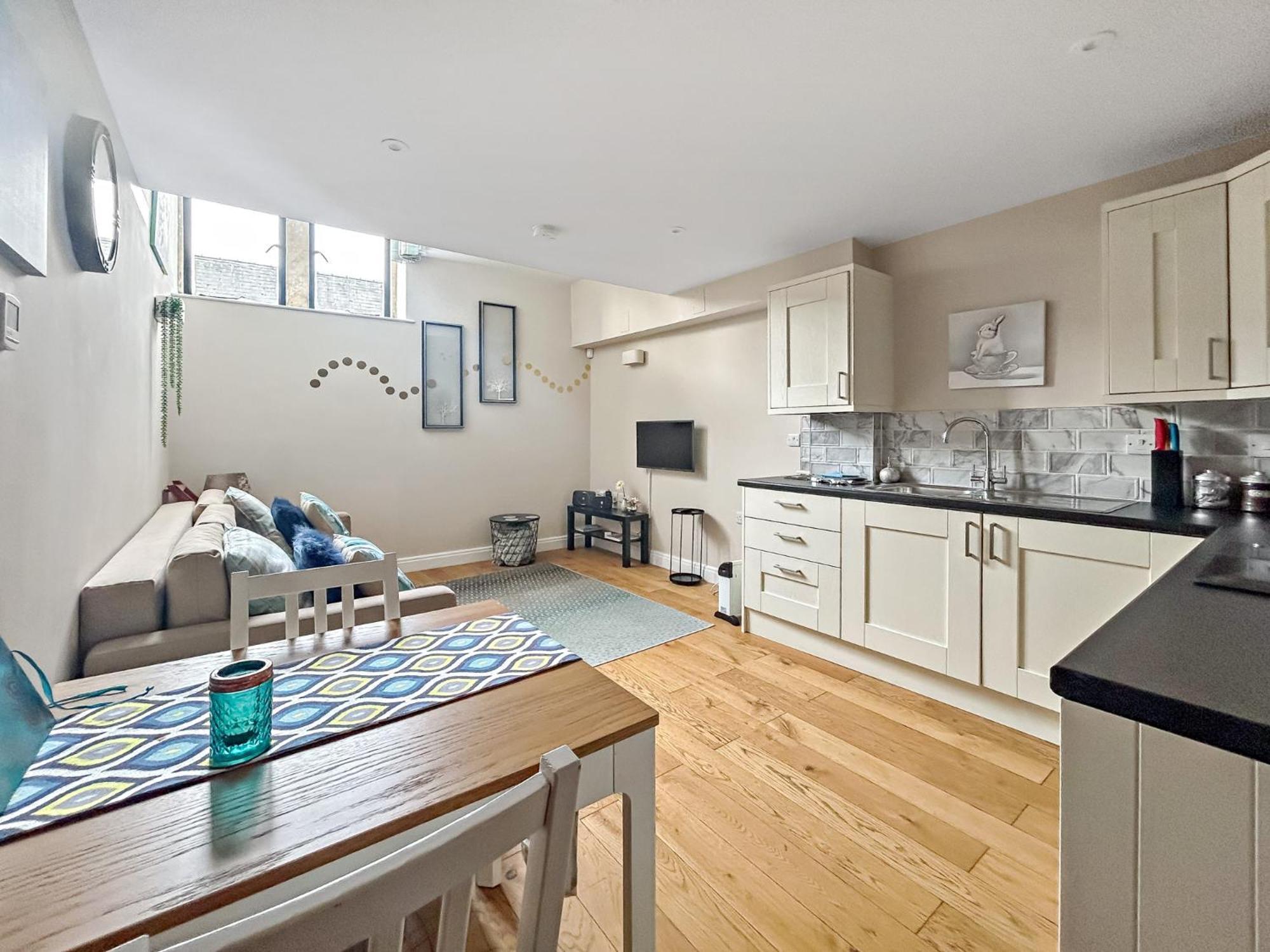 Church Suite, Stow-On-The-Wold, Sleeps 4, Town Location Kültér fotó